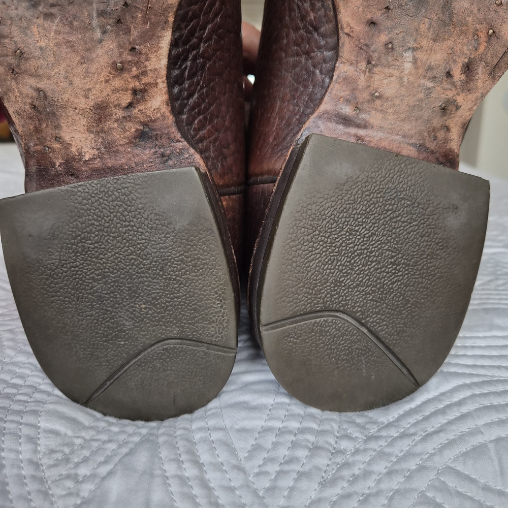 Ariat Brown Cowboy Boots - Picture 9 of 10